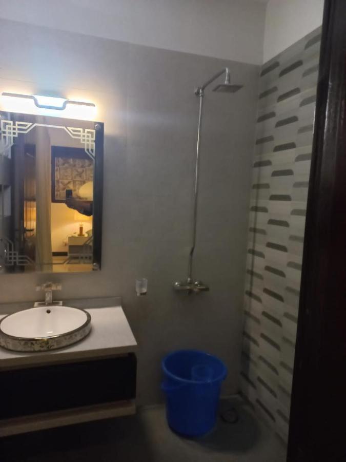 B&B Mumtaz City 이슬라마바드 외부 사진