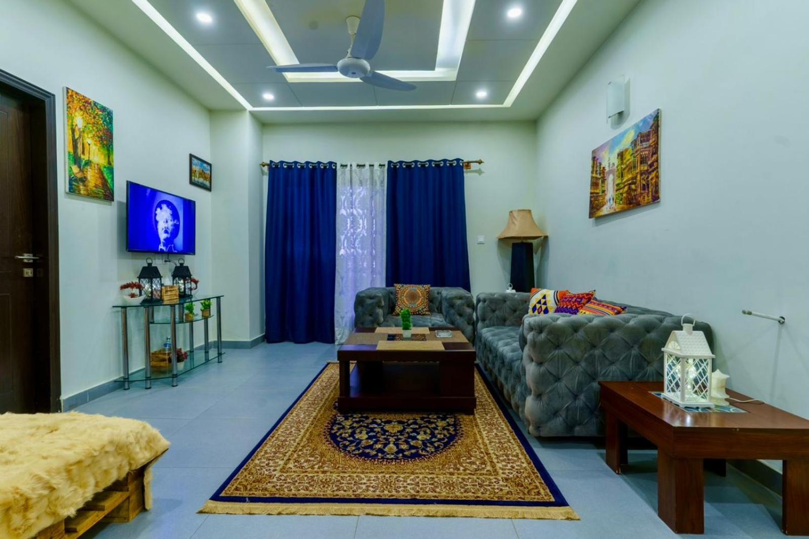 B&B Mumtaz City 이슬라마바드 외부 사진